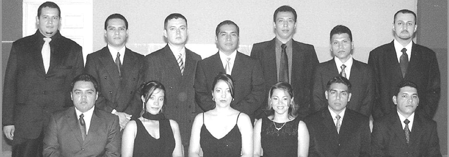 Graduados_2003